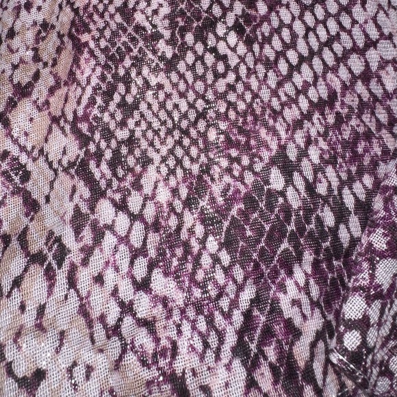 Calvin Klein Scarf Purple and Pink With Gray New With Tags - Picture 7 of 7